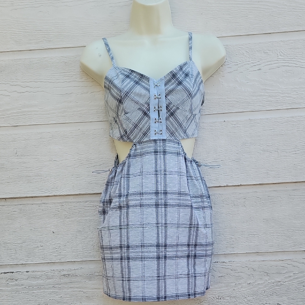 LYCHEE Chic Backless Plaid Dress Size S - Picture 2 of 11